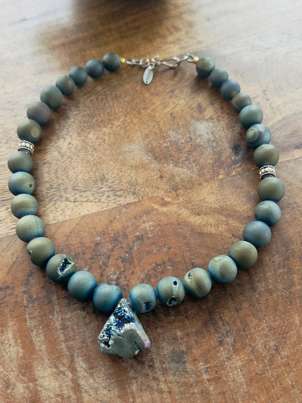 Handmade Matte Green Bead Necklace with Druzy Pendant and druzy beads